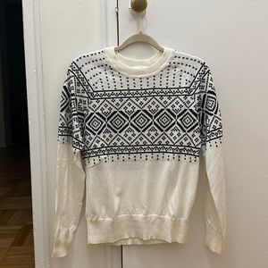 Gap knitted sweater